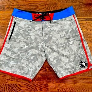Men’s Pelagic Boardshort (The Wedge) size 38